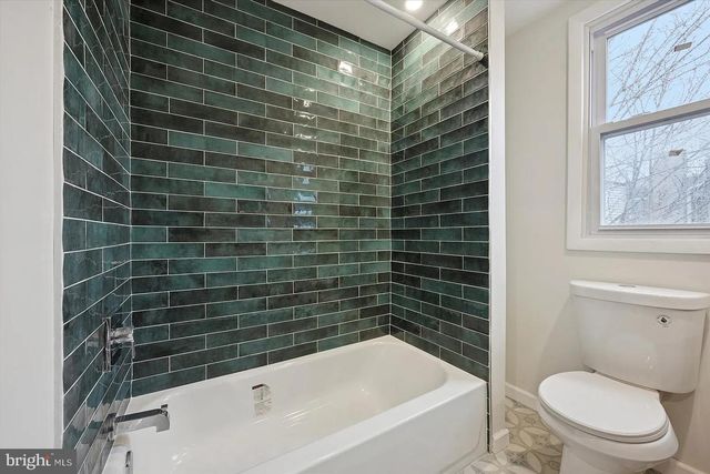 2615 EARP ST, Philadelphia, PA 19146