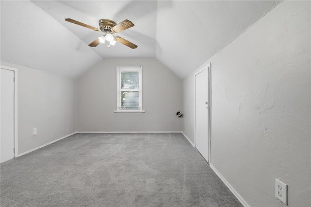 8967 Elm St, Mccandless, PA 15101