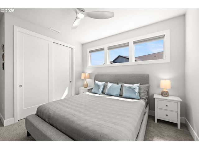 4379 Se 58TH Ave, Hillsboro, OR 97123