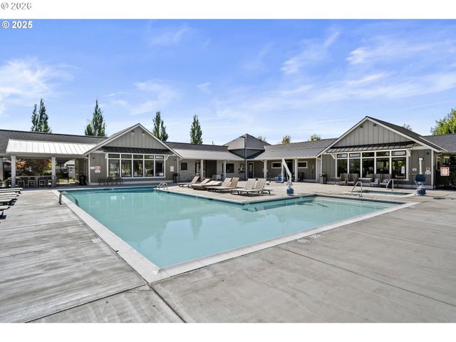 4379 Se 58TH Ave, Hillsboro, OR 97123