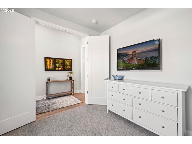 4379 Se 58TH Ave, Hillsboro, OR 97123