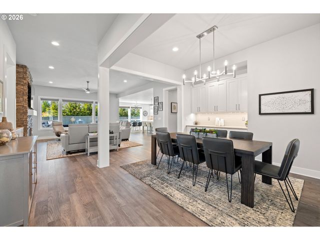 4379 Se 58TH Ave, Hillsboro, OR 97123