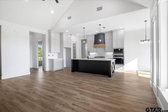 15600 County Road 434, Lindale, TX 75771