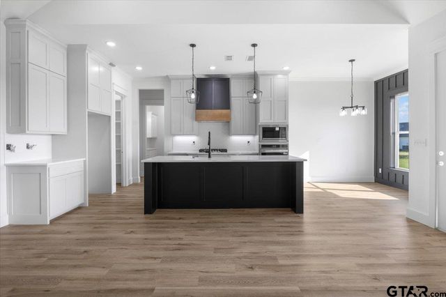 15600 County Road 434, Lindale, TX 75771