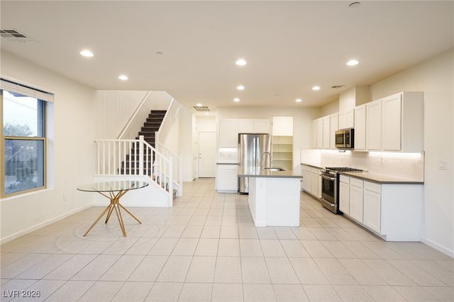 1153 Notch Peak Street 103, Las Vegas, NV 89135