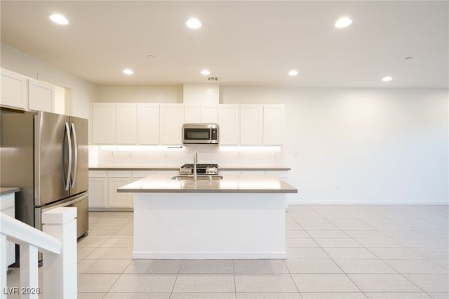 1153 Notch Peak Street 103, Las Vegas, NV 89135