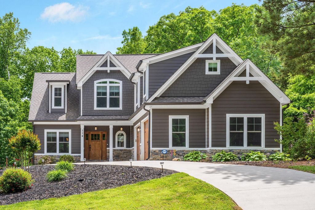 114 Monroe Drive, Ringgold, GA 30736