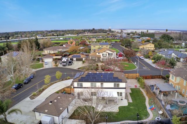 7654 W Rena Drive, Tracy, CA 95304