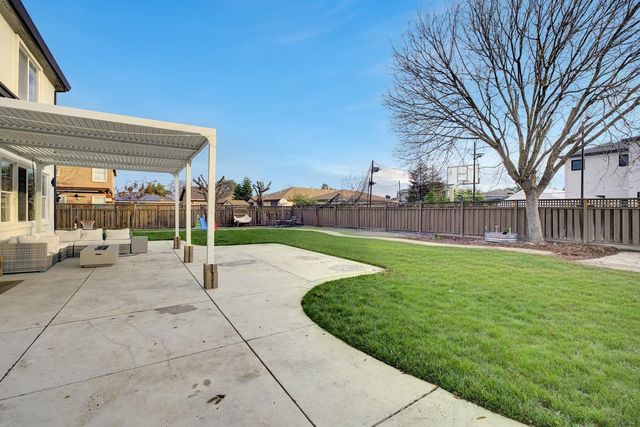 7654 W Rena Drive, Tracy, CA 95304