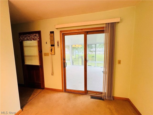 1551 Wilsonway Drive, Barberton, OH 44203