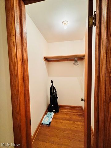 1551 Wilsonway Drive, Barberton, OH 44203