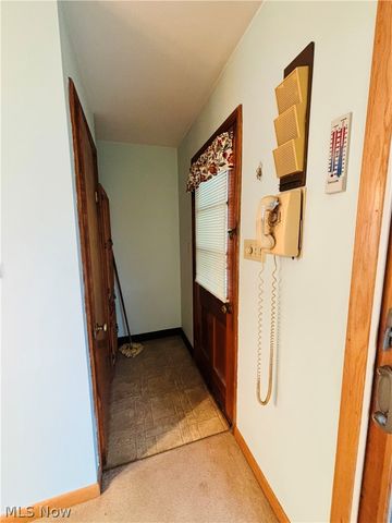 1551 Wilsonway Drive, Barberton, OH 44203