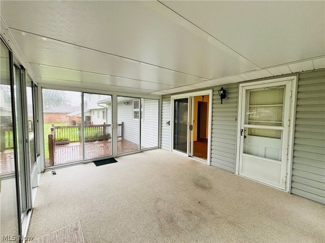 1551 Wilsonway Drive, Barberton, OH 44203