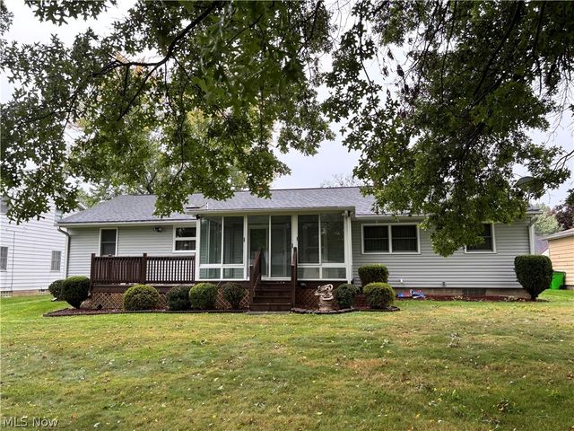1551 Wilsonway Drive, Barberton, OH 44203