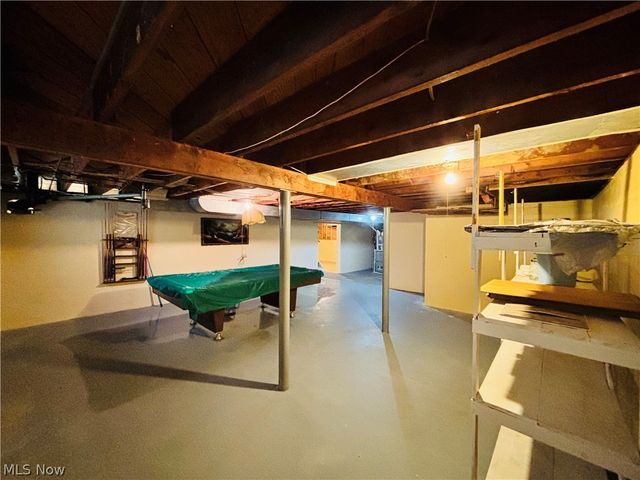 1551 Wilsonway Drive, Barberton, OH 44203