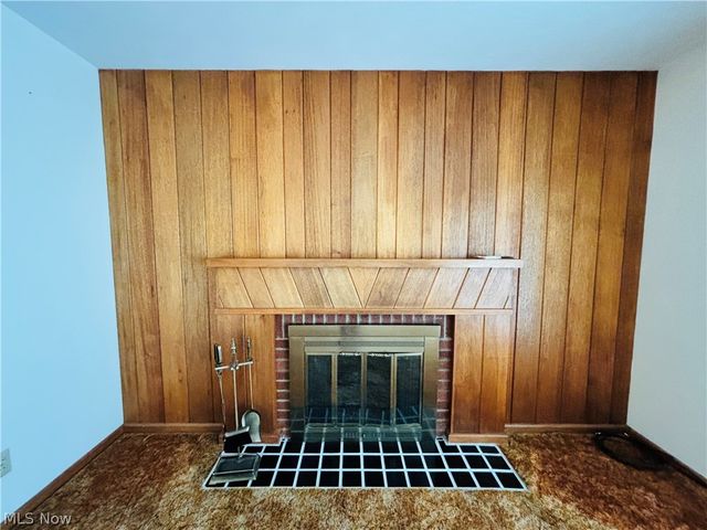 1551 Wilsonway Drive, Barberton, OH 44203
