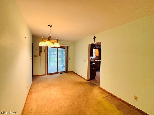 1551 Wilsonway Drive, Barberton, OH 44203