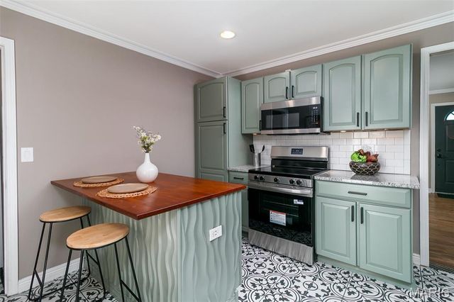 1770 Beverly Drive, Florissant, MO 63031