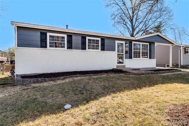 1770 Beverly Drive, Florissant, MO 63031