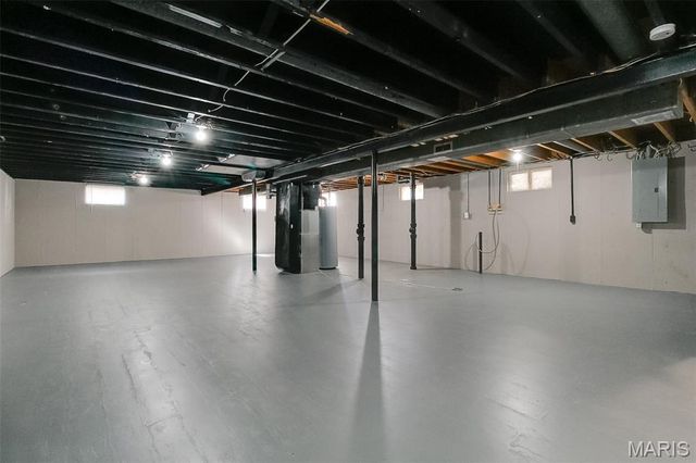 1770 Beverly Drive, Florissant, MO 63031