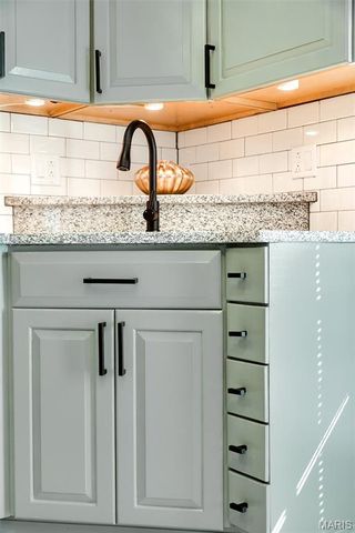 1770 Beverly Drive, Florissant, MO 63031