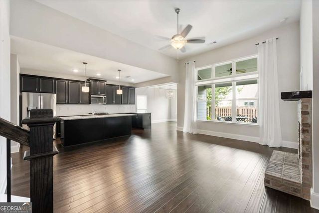 302 Derrymore Drive, Woodstock, GA 30188