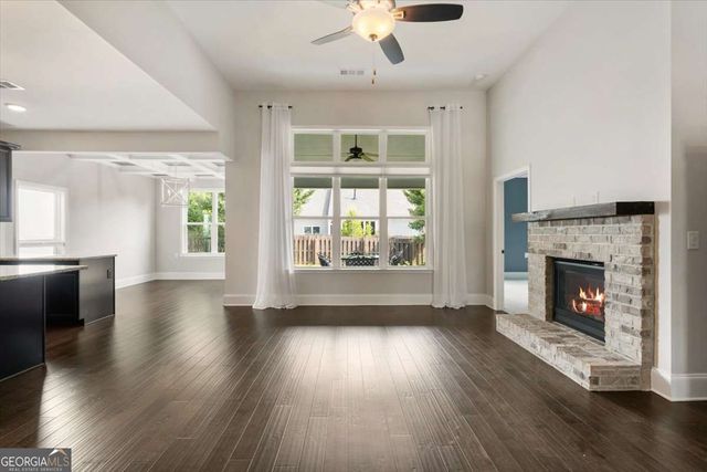 302 Derrymore Drive, Woodstock, GA 30188