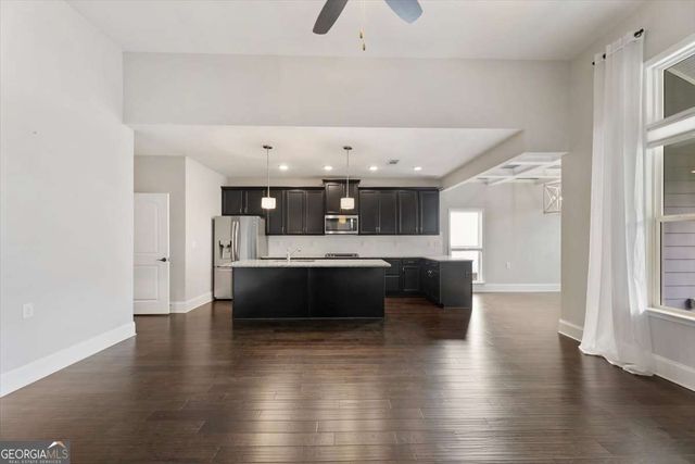 302 Derrymore Drive, Woodstock, GA 30188