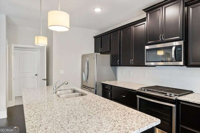 302 Derrymore Drive, Woodstock, GA 30188