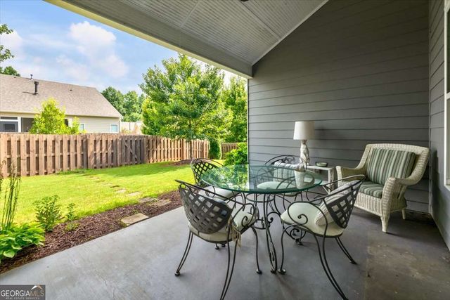 302 Derrymore Drive, Woodstock, GA 30188