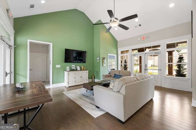302 Derrymore Drive, Woodstock, GA 30188