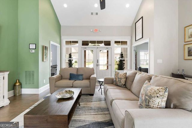 302 Derrymore Drive, Woodstock, GA 30188