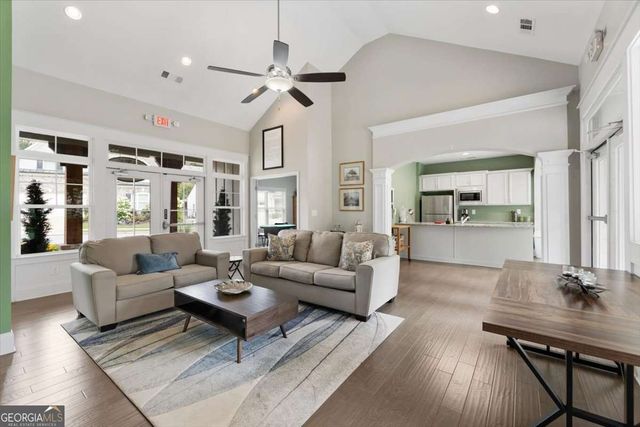 302 Derrymore Drive, Woodstock, GA 30188