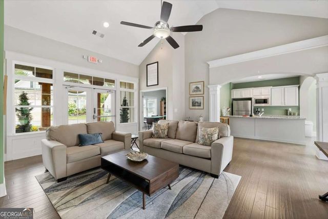 302 Derrymore Drive, Woodstock, GA 30188