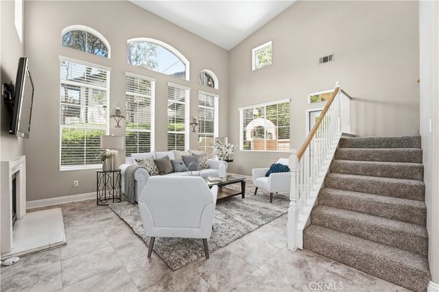 79 Tierra Montanosa, Rancho Santa Margarita, CA 92688
