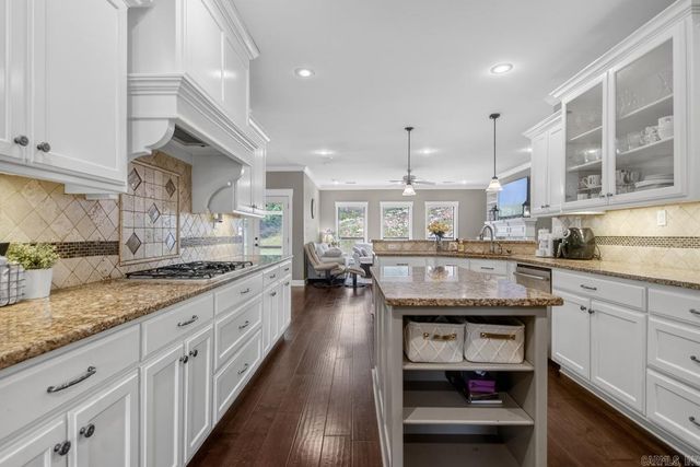 13808 Foxfield Lane, Little Rock, AR 72211
