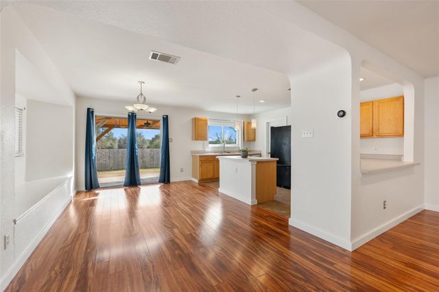 1602 Candlelight DR, Leander, TX 78641