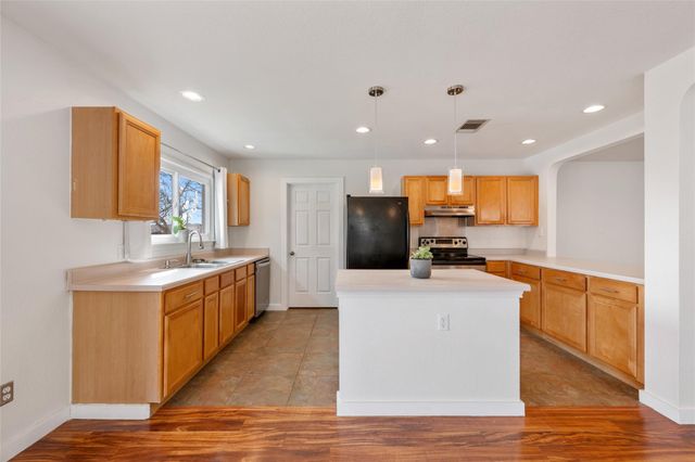 1602 Candlelight DR, Leander, TX 78641