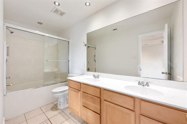 1602 Candlelight DR, Leander, TX 78641