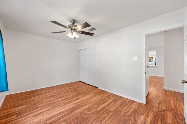 1602 Candlelight DR, Leander, TX 78641