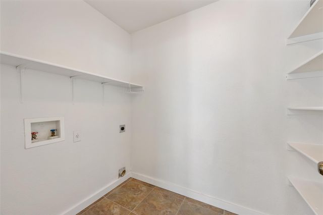 1602 Candlelight DR, Leander, TX 78641