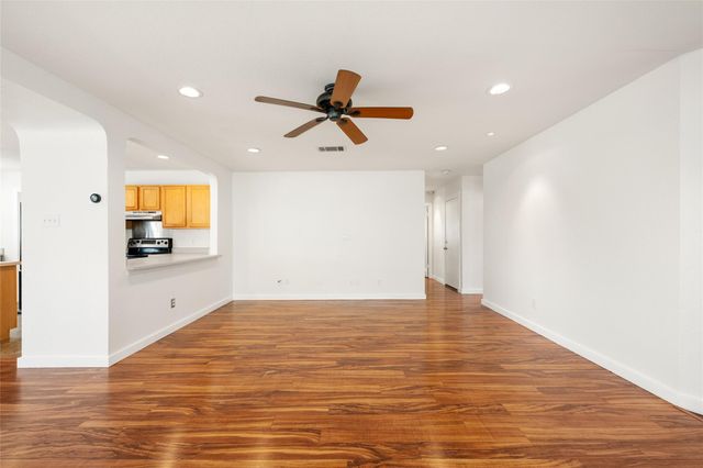 1602 Candlelight DR, Leander, TX 78641