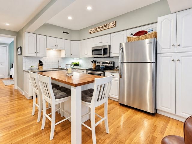 152 Prince Street 6, Boston, MA 02113