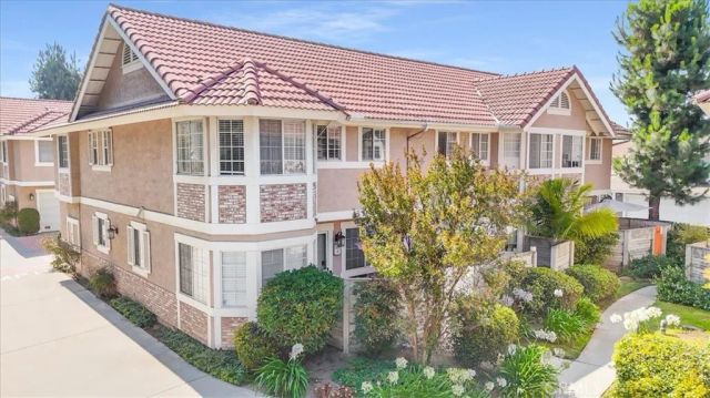 1204 N Sunflower Ave A, Covina, CA 91724