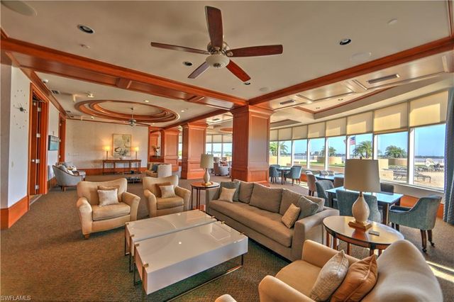 2104 W First ST 1802, Fort Myers, FL 33901