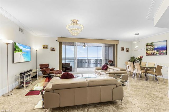 2104 W First ST 1802, Fort Myers, FL 33901