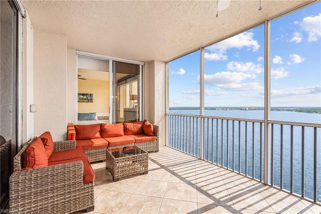 2104 W First ST 1802, Fort Myers, FL 33901