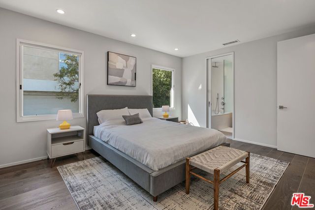 2612 Carman Crest Drive, Los Angeles, CA 90068