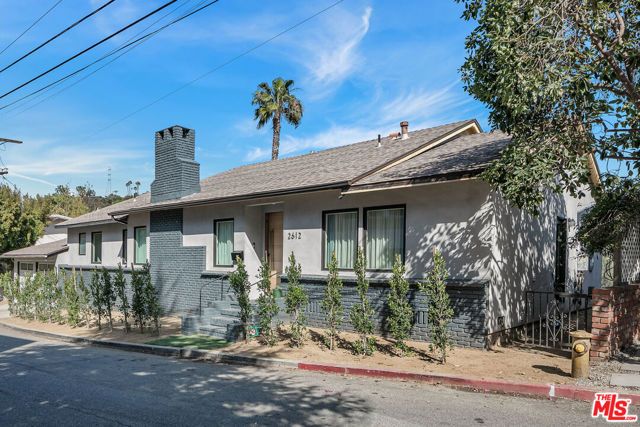 2612 Carman Crest Drive, Los Angeles, CA 90068