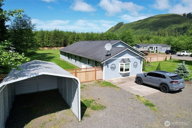 381 Elk Valley Road, Forks, WA 98331